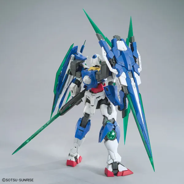 MG 1/100 ダブルオークアンタフルセイバー(4)