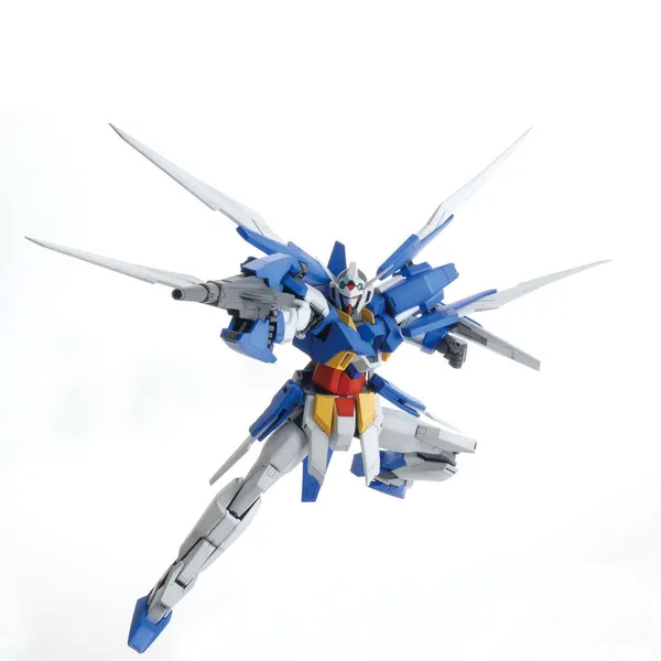 MG 1/100 ガンダムAGE-2 ノーマル(2)