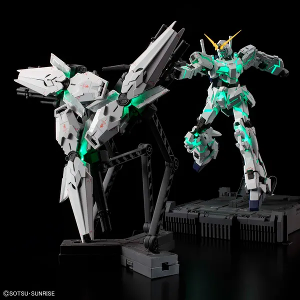 MGEX 1/100 ユニコーンガンダム Ver.Ka（2）