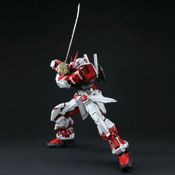 PG 1/60 ガンダムアストレイ レッドフレーム(2)