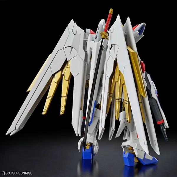 HG 1/144 マイティーストライクフリーダムガンダム（2）