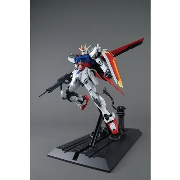 MG 1/100 エールストライクガンダム Ver.RM(3)